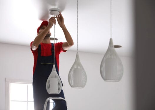Montering af loftlamper